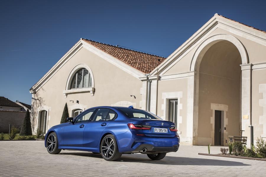  BMW 320d M Sport xDrive (G20) 2019 года  (WW) (фото 11 из 40)
